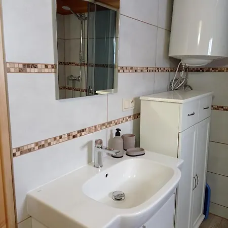 Nad Potokiem Szczytna